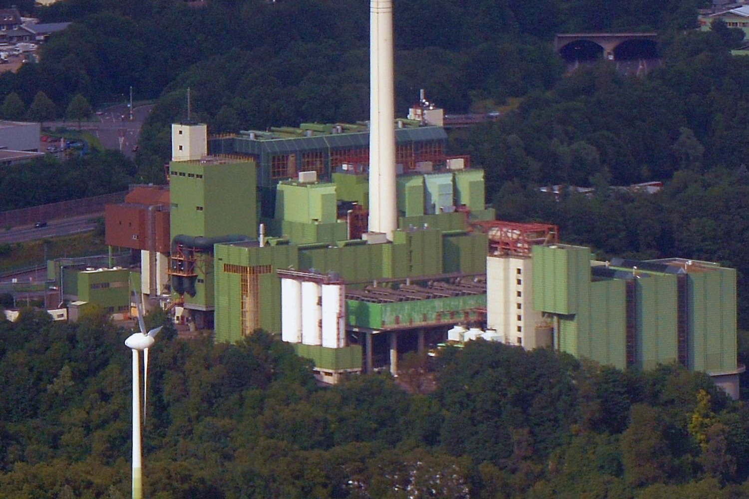 Müllverbrennungsanlage Wuppertal (c) Krd auf commons.wikimedia.org / CC-SA-BY 4.0